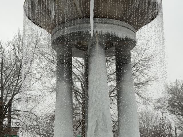 Frozen fountain